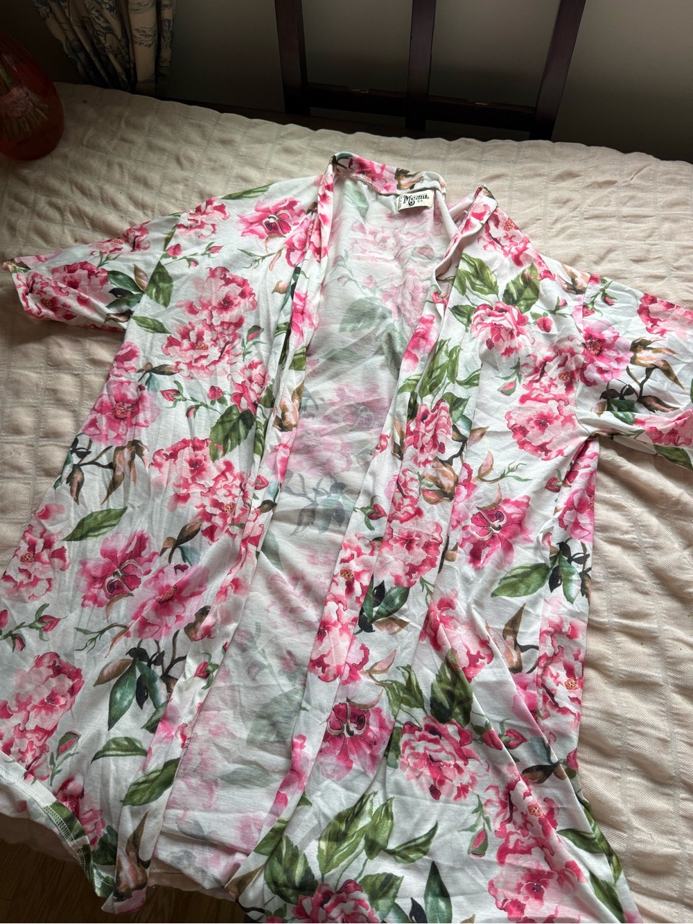 Show Me Your MuMu White Floral Kimono Robe with Pink Flowers